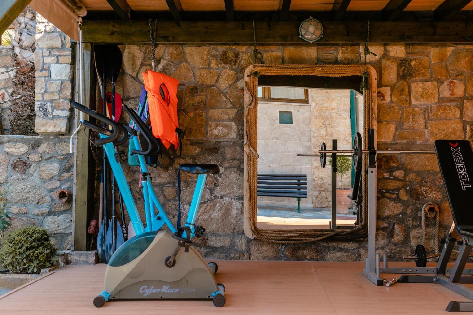 Talizeti Home - Adults Only Sarti Bagian luar foto