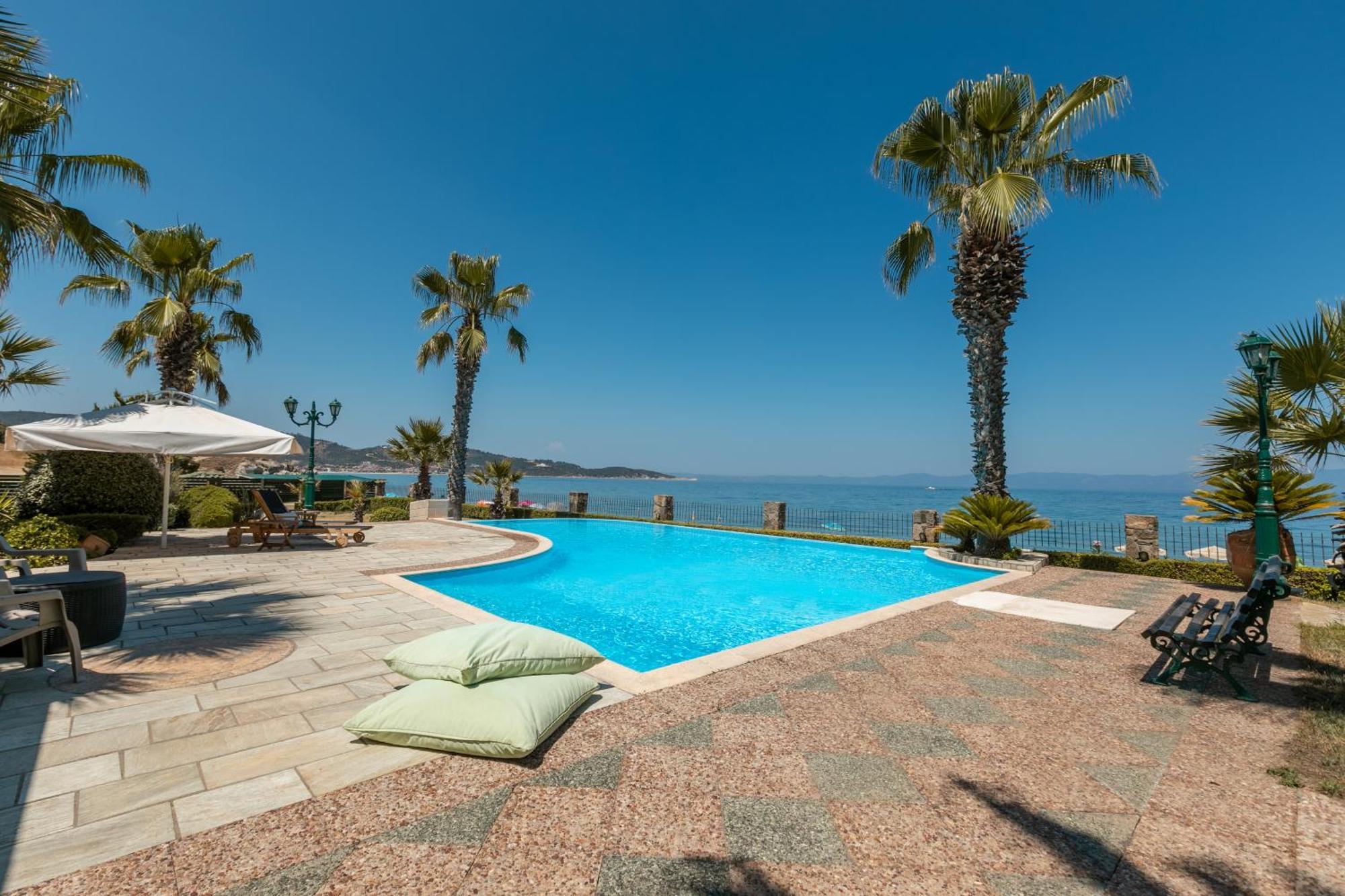 Talizeti Home - Adults Only Sarti Bagian luar foto
