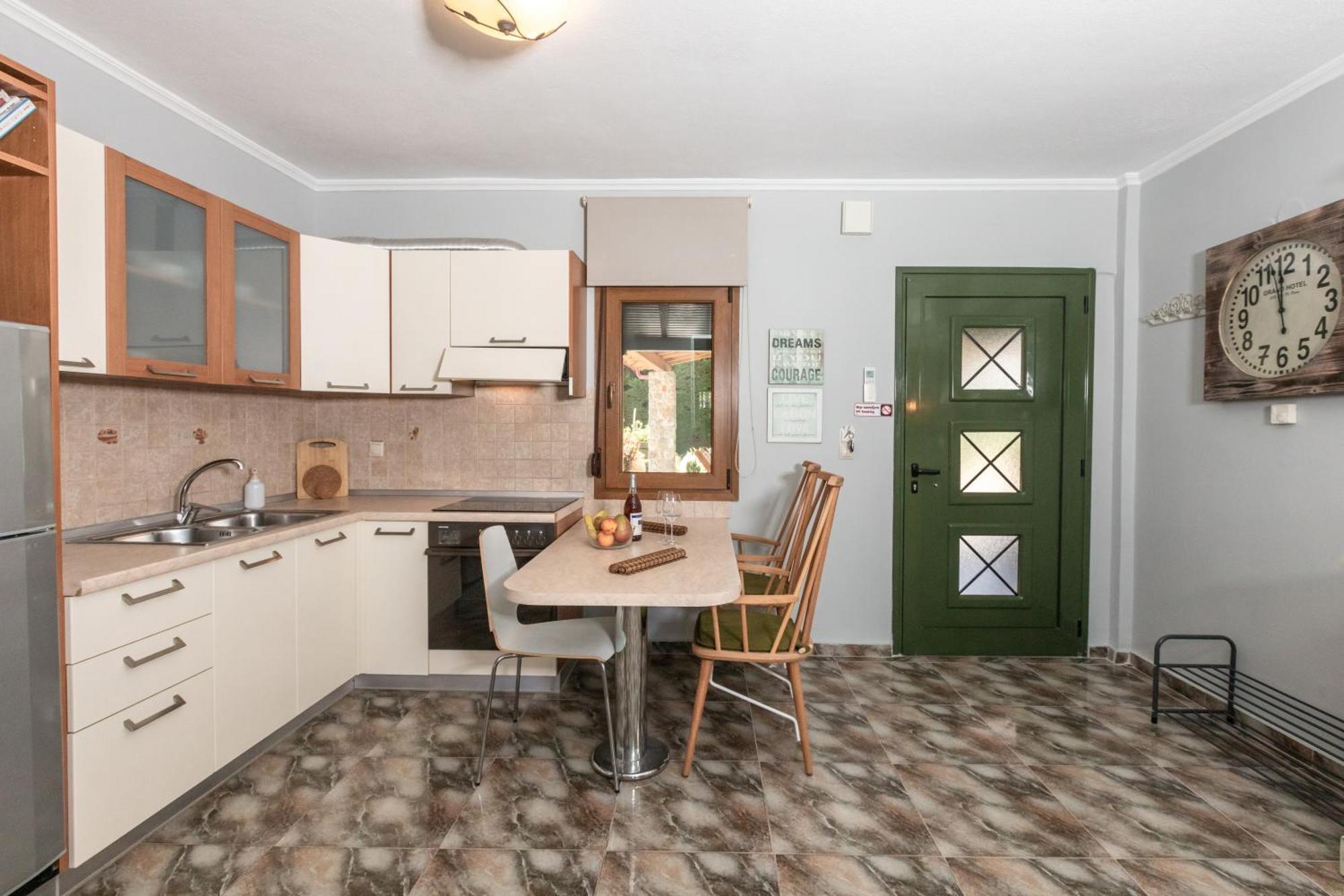 Talizeti Home - Adults Only Sarti Bagian luar foto