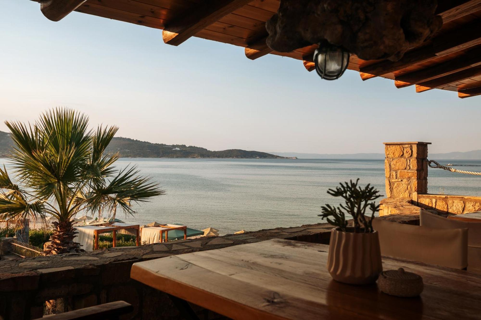 Talizeti Home - Adults Only Sarti Bagian luar foto