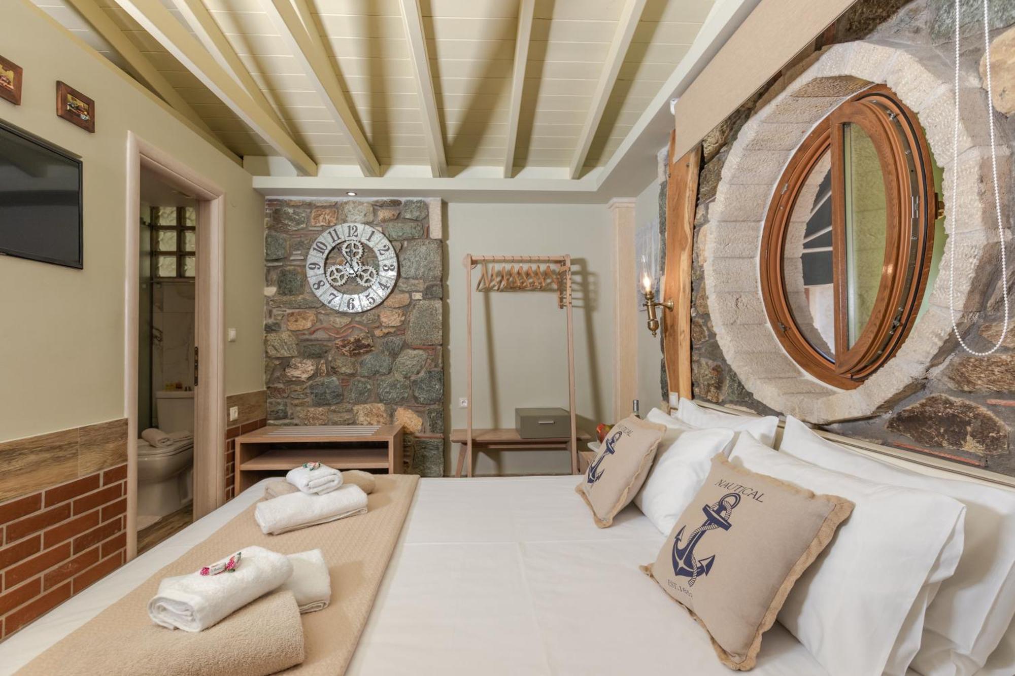Talizeti Home - Adults Only Sarti Bagian luar foto