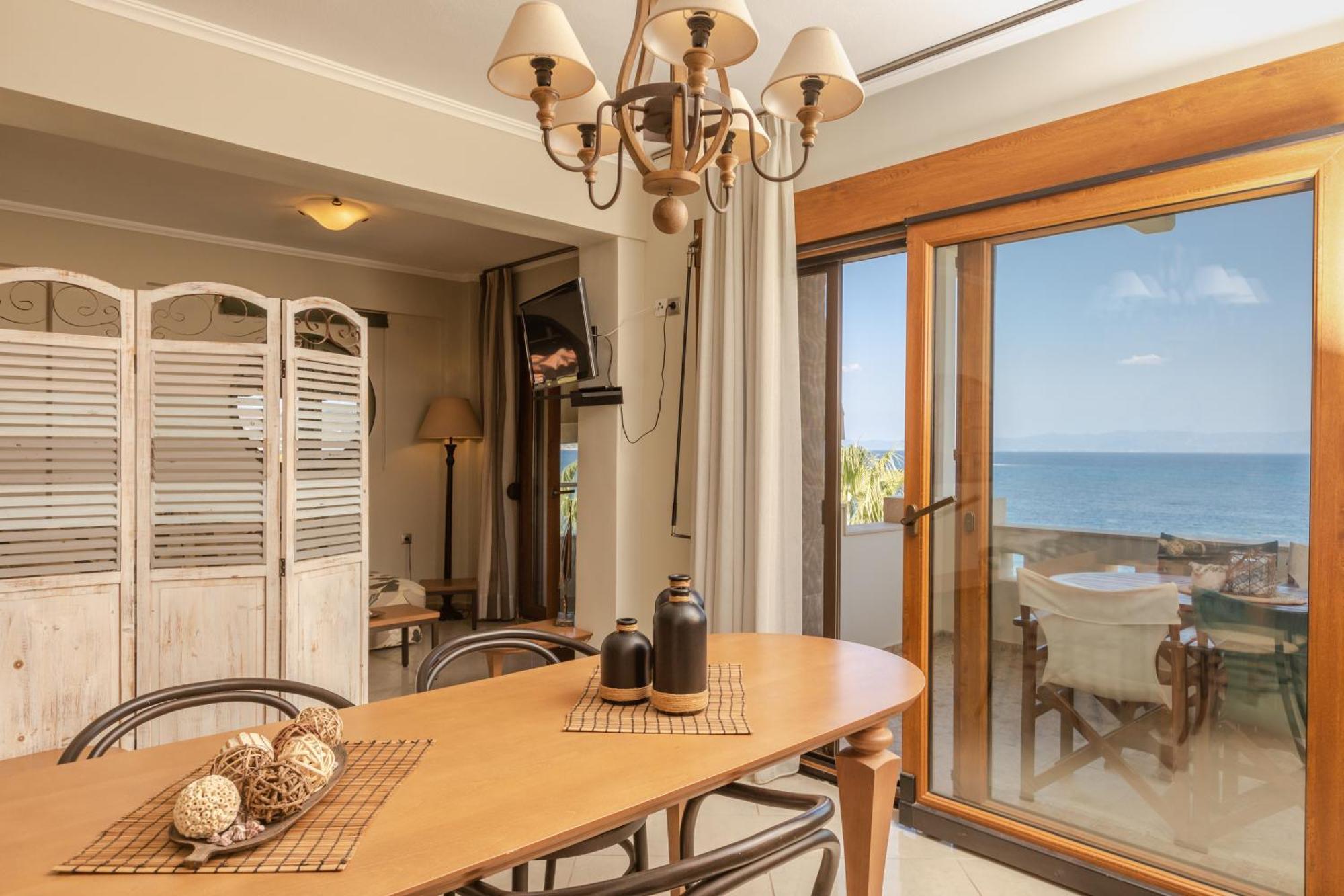 Talizeti Home - Adults Only Sarti Bagian luar foto