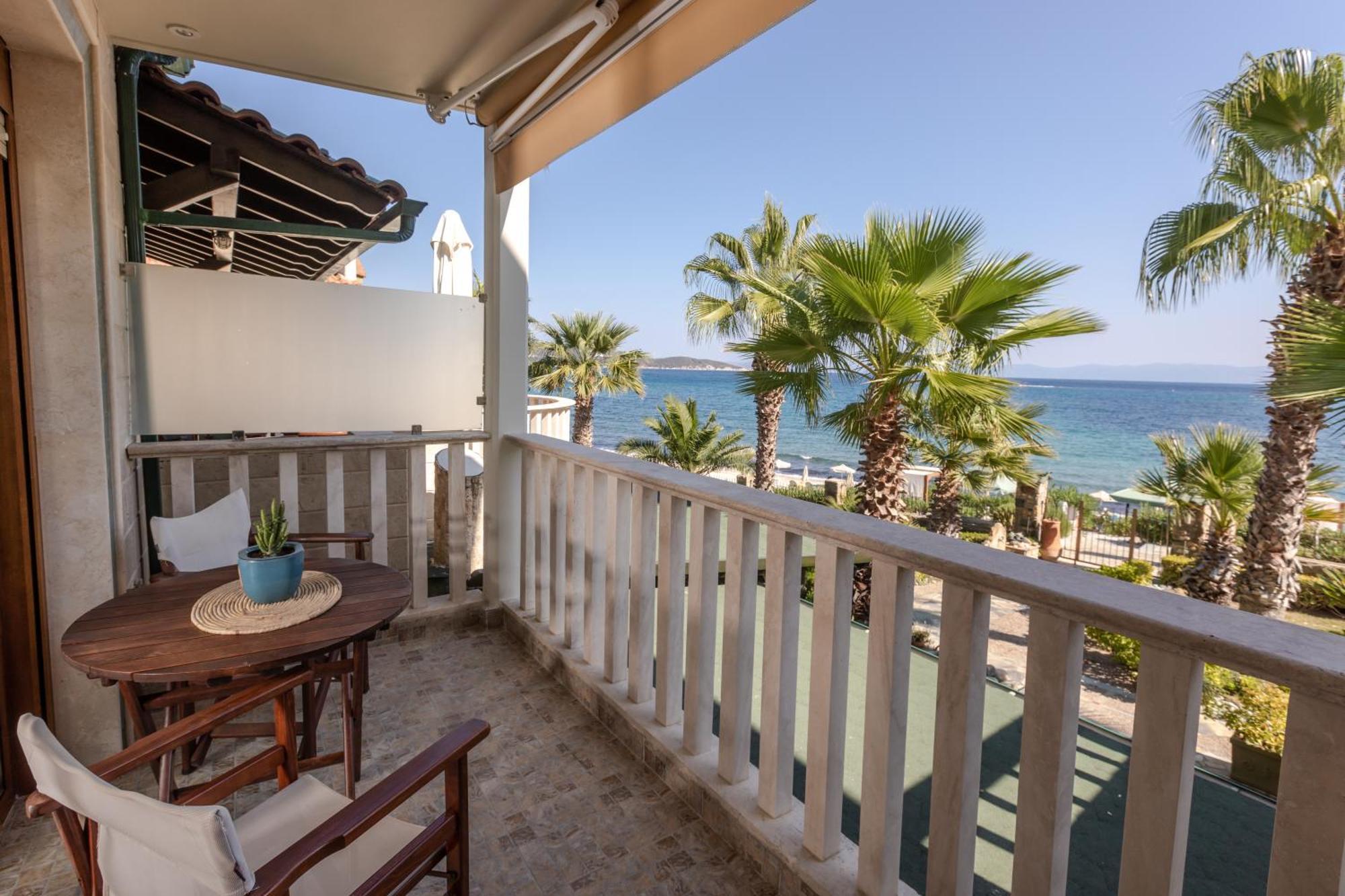Talizeti Home - Adults Only Sarti Bagian luar foto