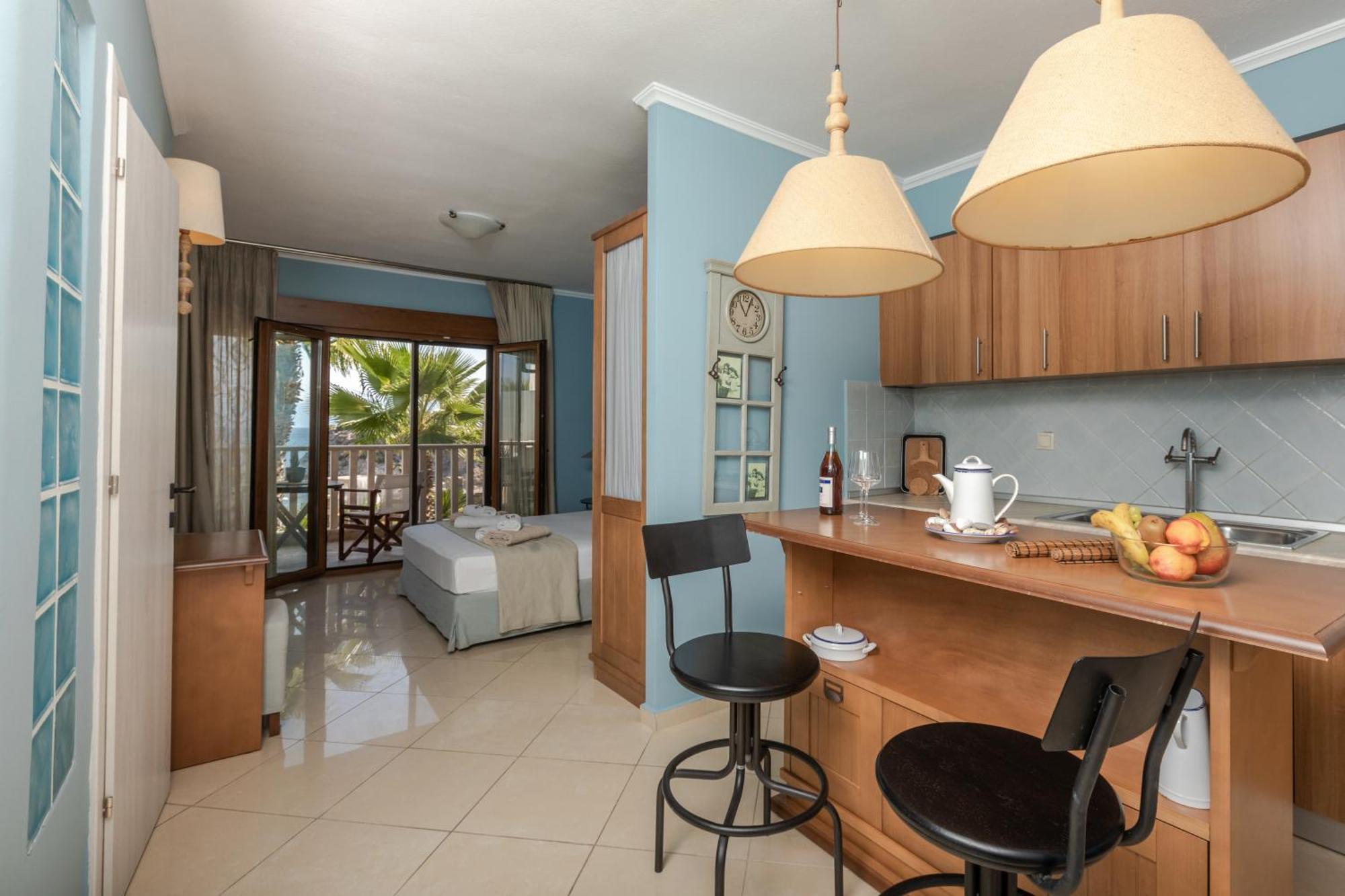 Talizeti Home - Adults Only Sarti Bagian luar foto