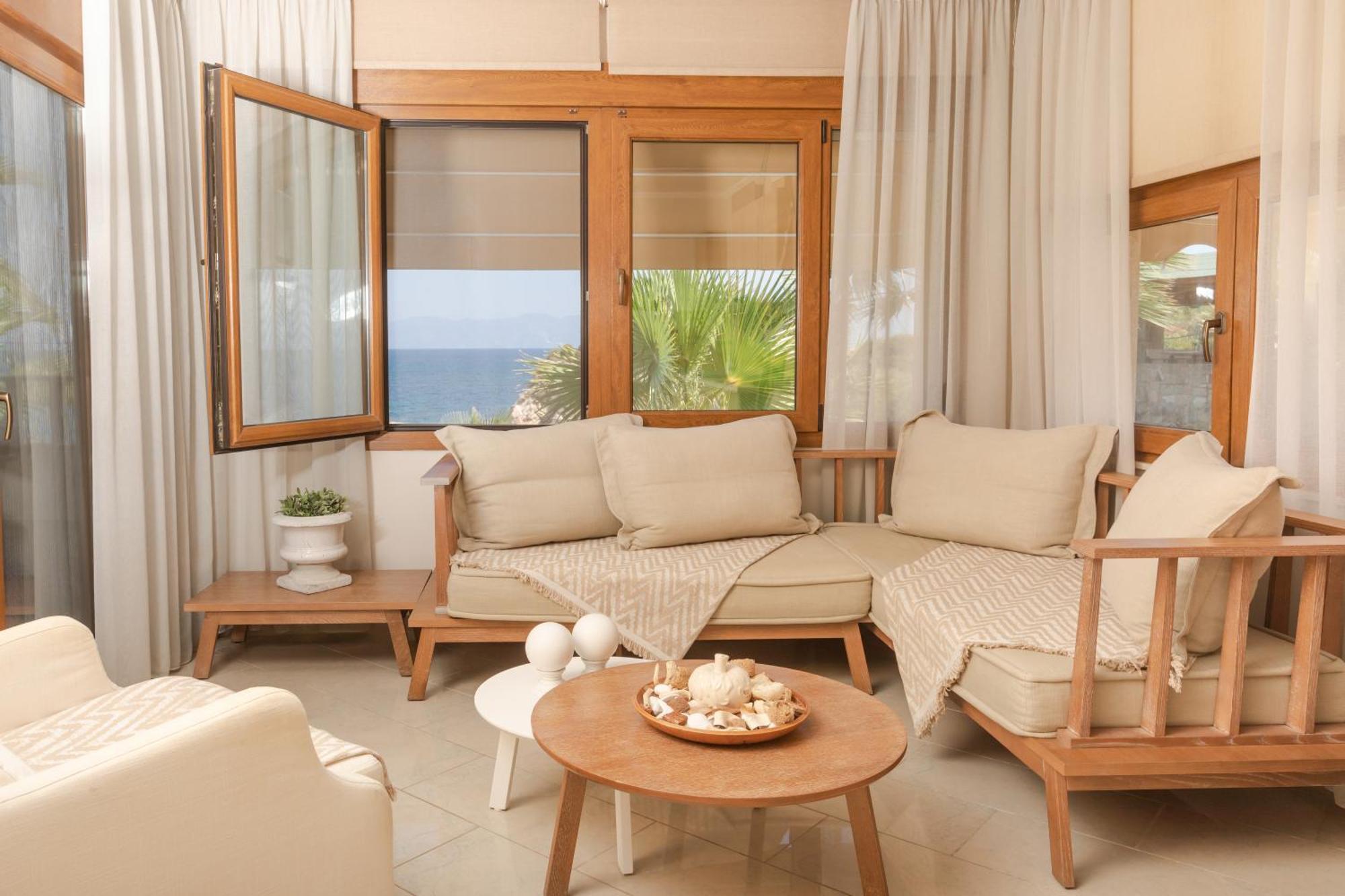 Talizeti Home - Adults Only Sarti Bagian luar foto