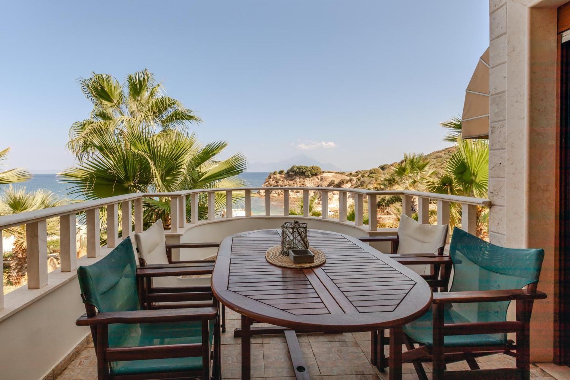 Talizeti Home - Adults Only Sarti Bagian luar foto